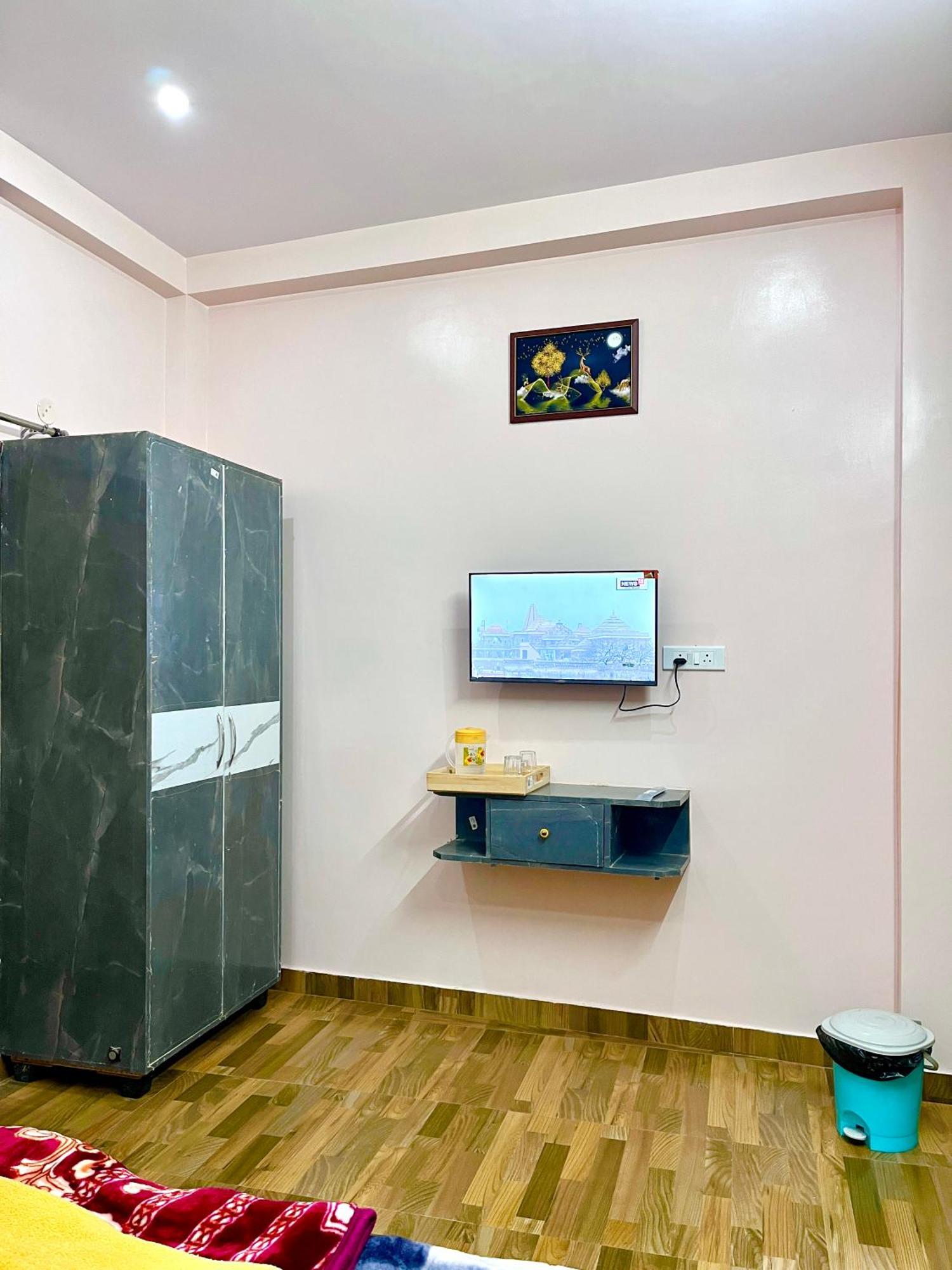 Trilok Residency - Dashashwamedh Varanasi Exterior photo